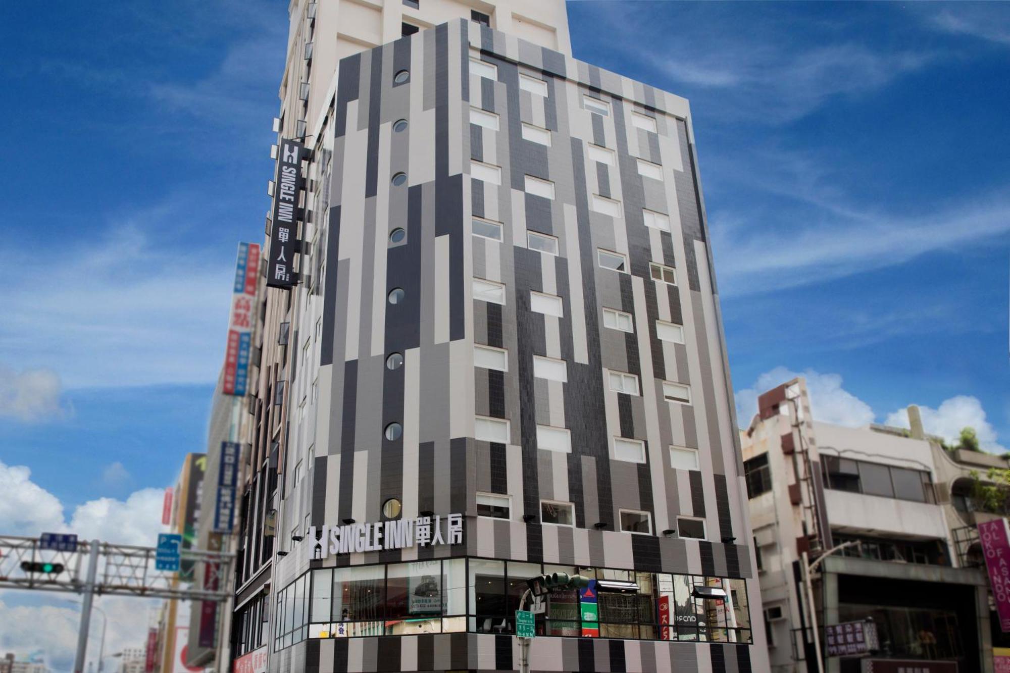 Single Inn-Kaohsiung Station Eksteriør billede