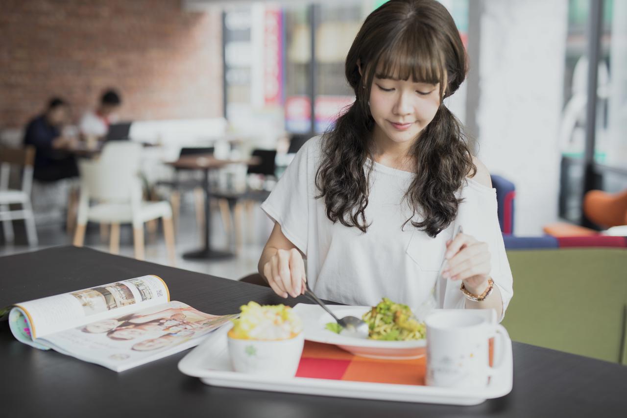 Single Inn-Kaohsiung Station Eksteriør billede