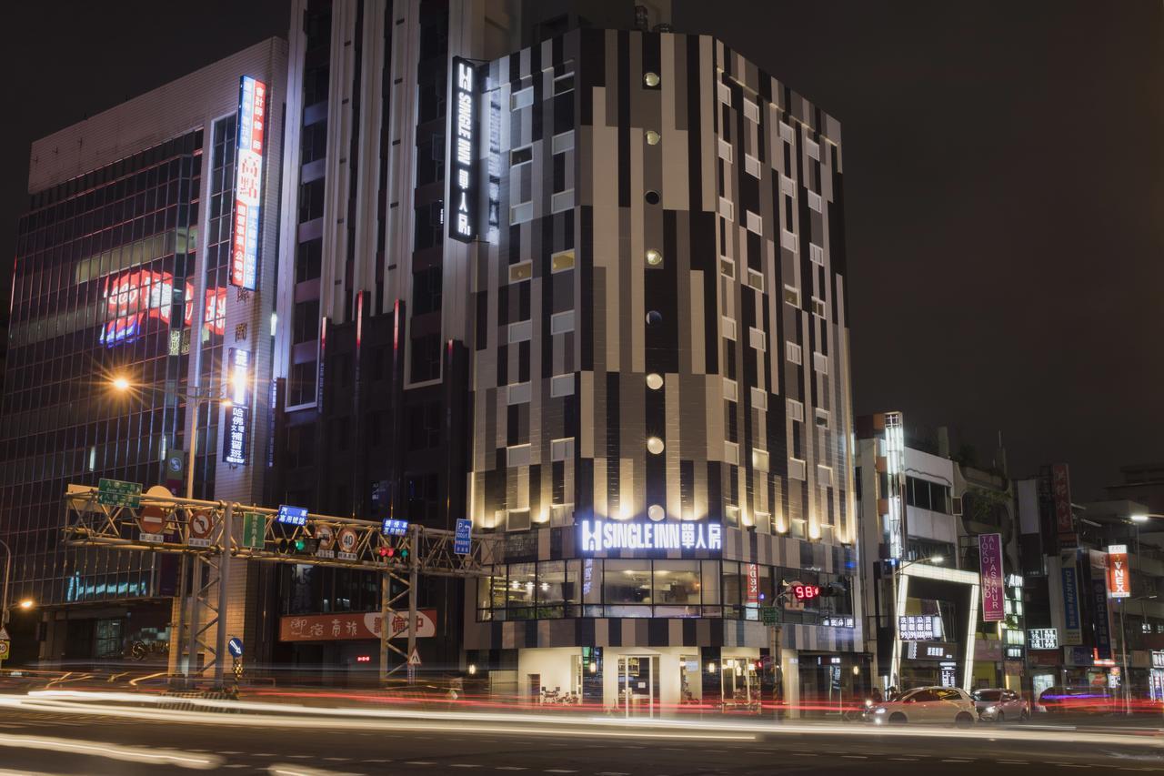 Single Inn-Kaohsiung Station Eksteriør billede