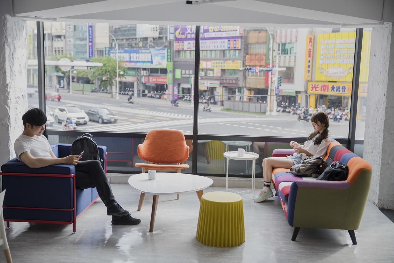 Single Inn-Kaohsiung Station Eksteriør billede