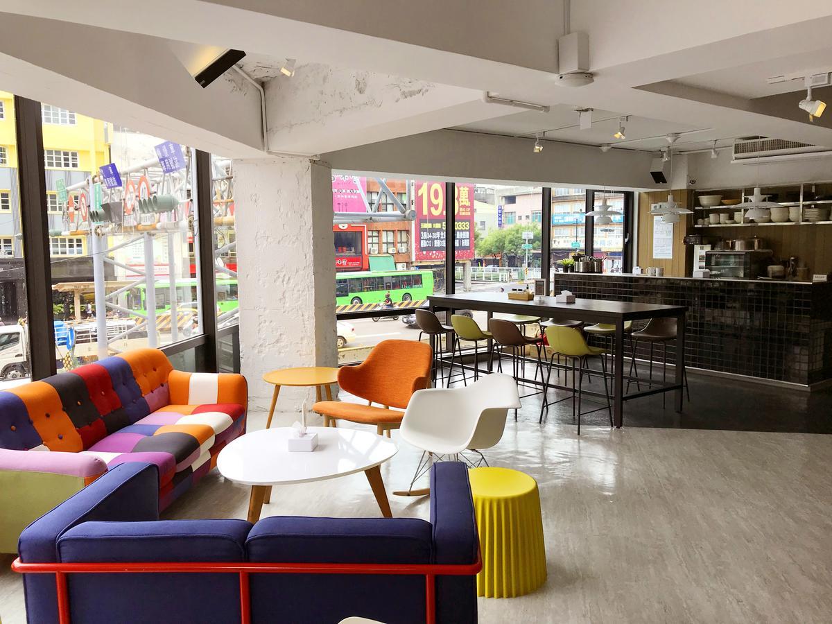 Single Inn-Kaohsiung Station Eksteriør billede